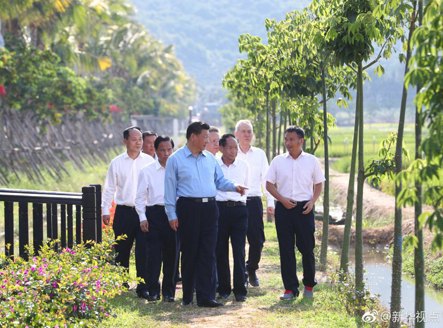 2018��4��12�գ�����ʡ�����С�ϰ��ƽ������ڹ����Ϸ��������ֻ��أ����ϣ�ͬԬ¡ƽ��ũҵ����ר��һ���������﹡�߽�������ǧ�š������ӽ�ˮ��չʾ��»������ л���� ��